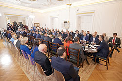 Ακατάλληλο για υποχόνδριους-1