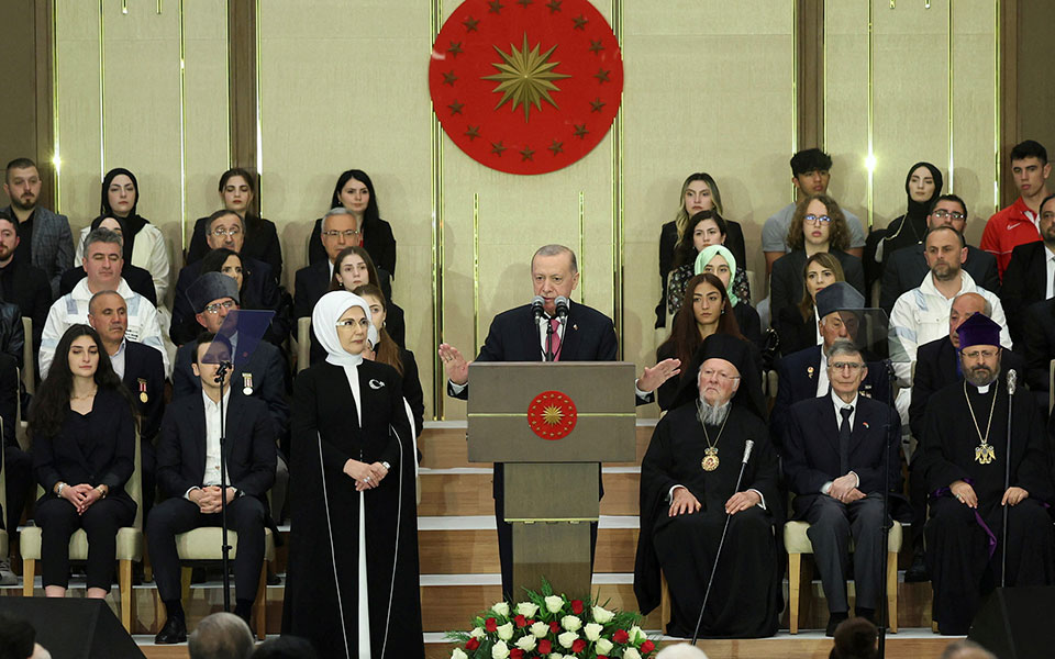 ερντογάν-προαναγγέλλει-συνταγματικ-562455013