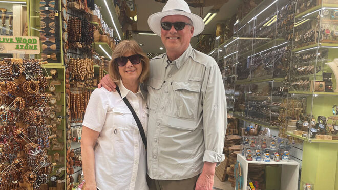 οι-φυλές-των-τουριστών-της-αθήνας-562466782