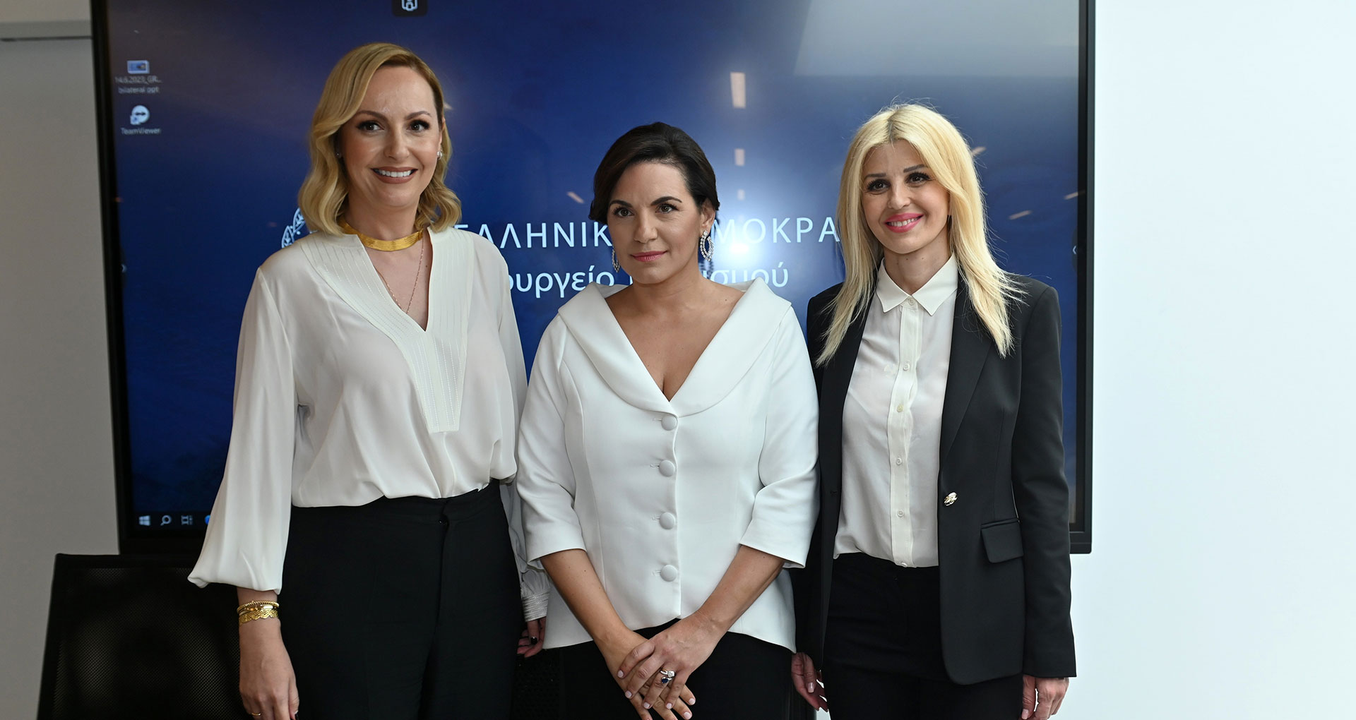 Παράδοση – παραλαβή στα υπουργεία: Ολα όσα συνέβησαν στις επίσημες τελετές-15