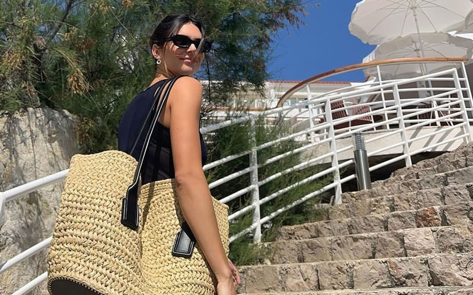 αnonymous-straw-bag-η-τσάντα-που-είναι-το-απόλυτο-trend-562456747