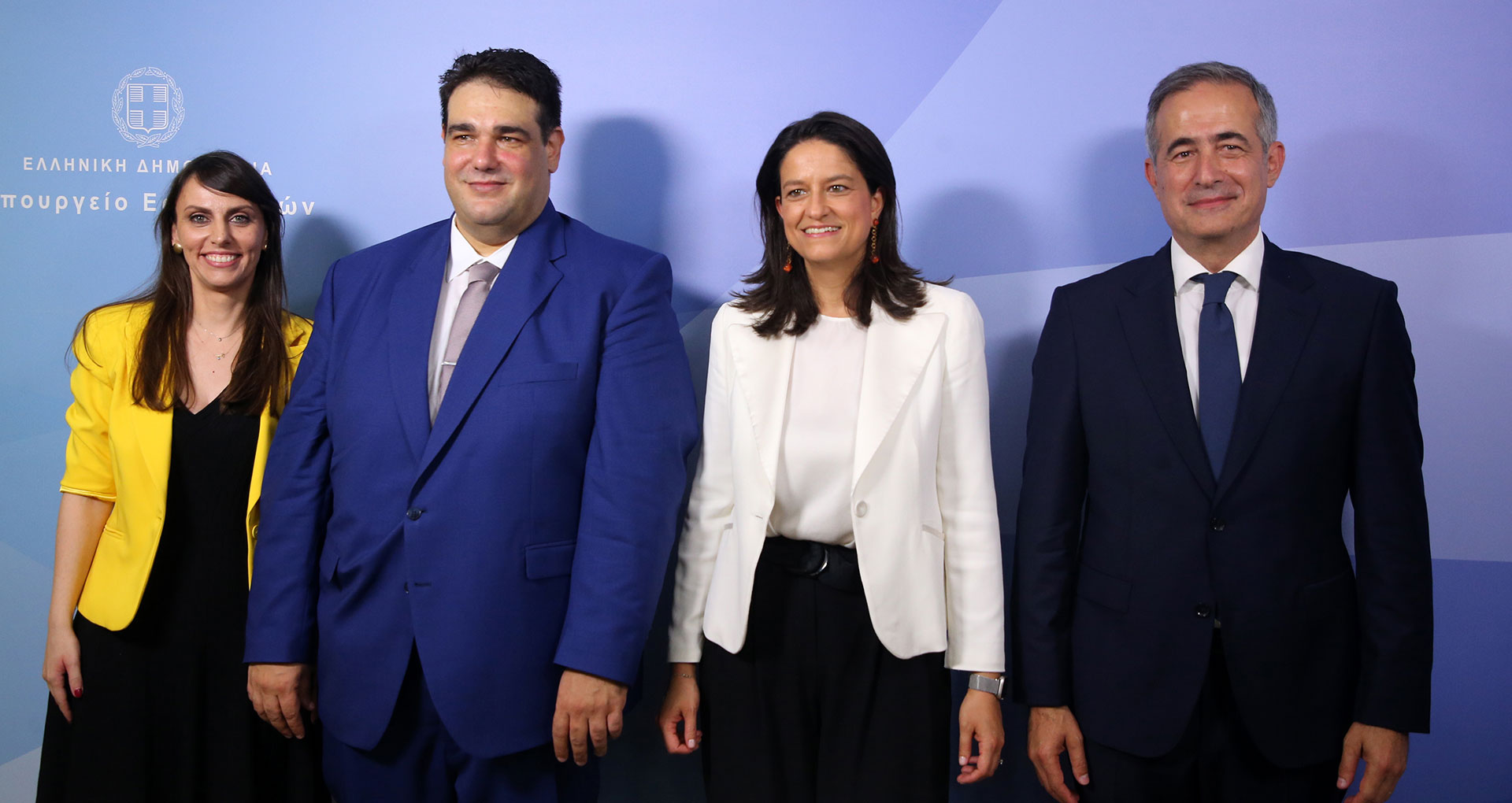 Παράδοση – παραλαβή στα υπουργεία: Ολα όσα συνέβησαν στις επίσημες τελετές-5