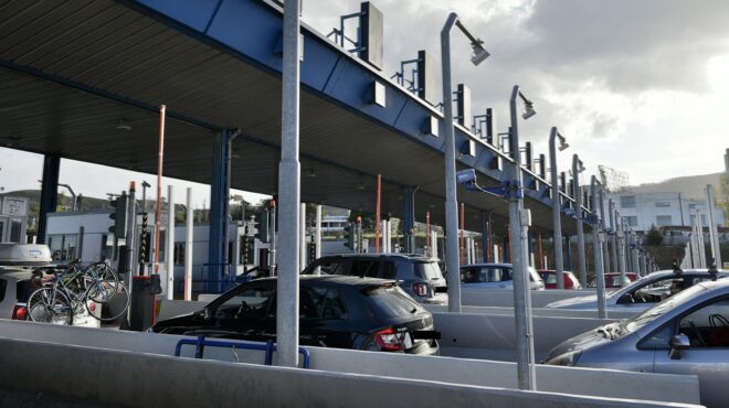 κίνηση-στις-εθνικές-οδούς-τα-σημεία-μ-562489291