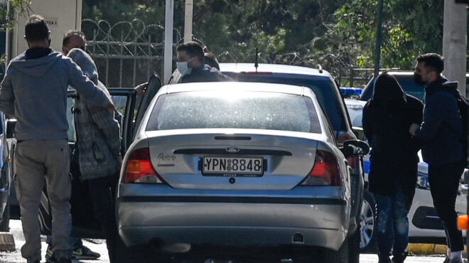 κολωνός-προθεσμία-για-την-τρίτη-έλαβα-562485853