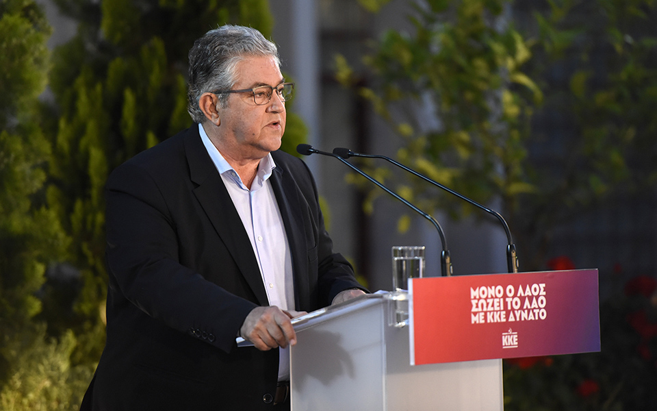 κουτσούμπας-το-κκε-μπαίνει-μπροστά-στ-562455268