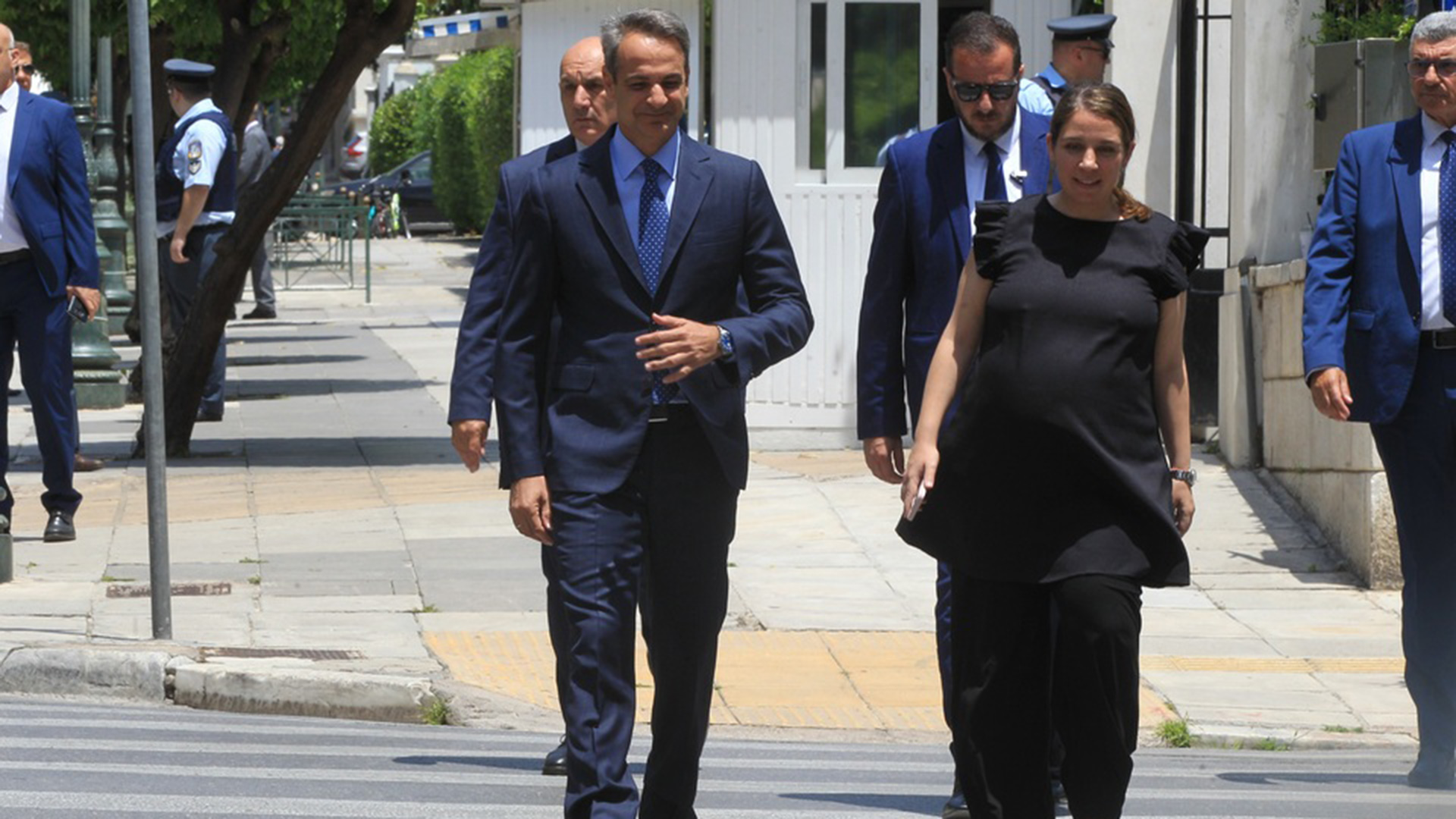 Live: Η ορκωμοσία της νέας κυβέρνησης-1