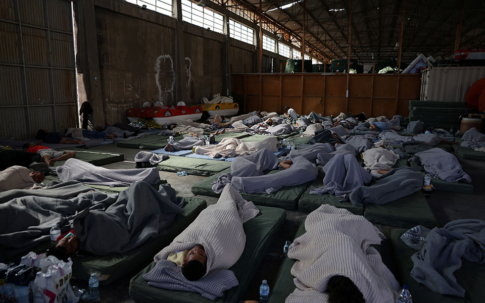 Τραγωδία στην Πύλο: Στους 79 οι νεκροί από το ναυάγιο – Σε εξέλιξη η επιχείρηση διάσωσης-6