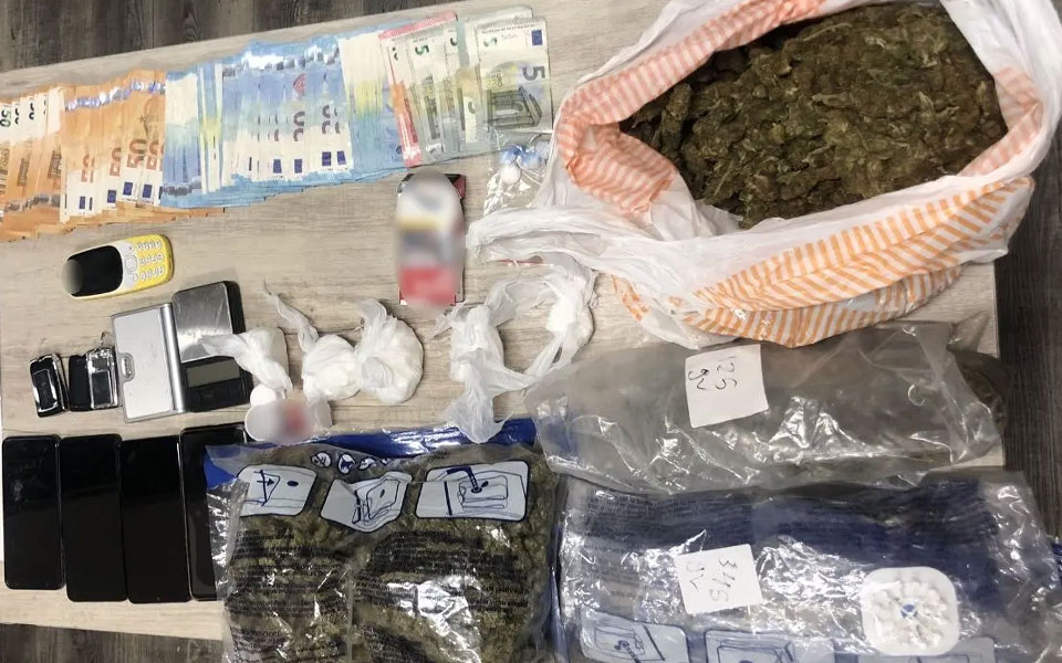 πάτρα-εξαρθρώθηκε-σπείρα-που-διακινο-562453990