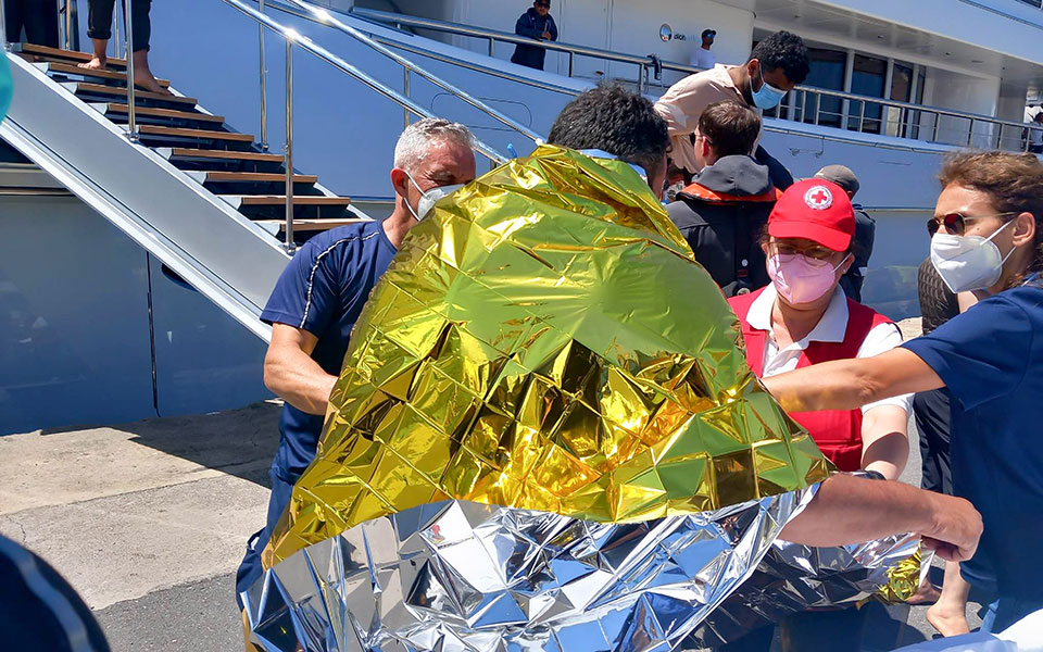 Τραγωδία στην Πύλο: Στους 79 οι νεκροί από το ναυάγιο – Σε εξέλιξη η επιχείρηση διάσωσης-3