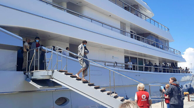 ναυάγιο-στην-πύλο-τι-αναφέρει-στην-κατ-562477543