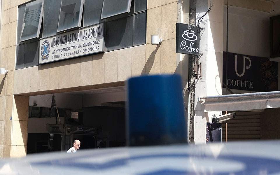 κολωνός-η-12χρονη-αναγνώρισε-τον-άνδρα-562465072