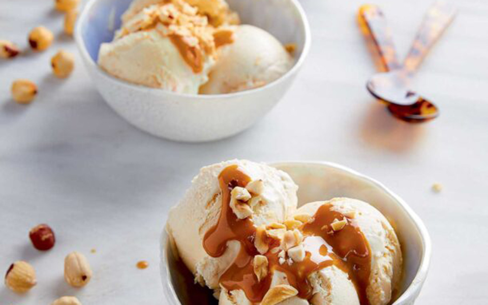 εύκολο-παγωτό-καραμέλα-με-3-υλικά-562458418