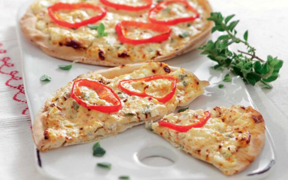 πίτσα-4-τυριά-με-αραβική-πίτα-ολικής-ά-562464661