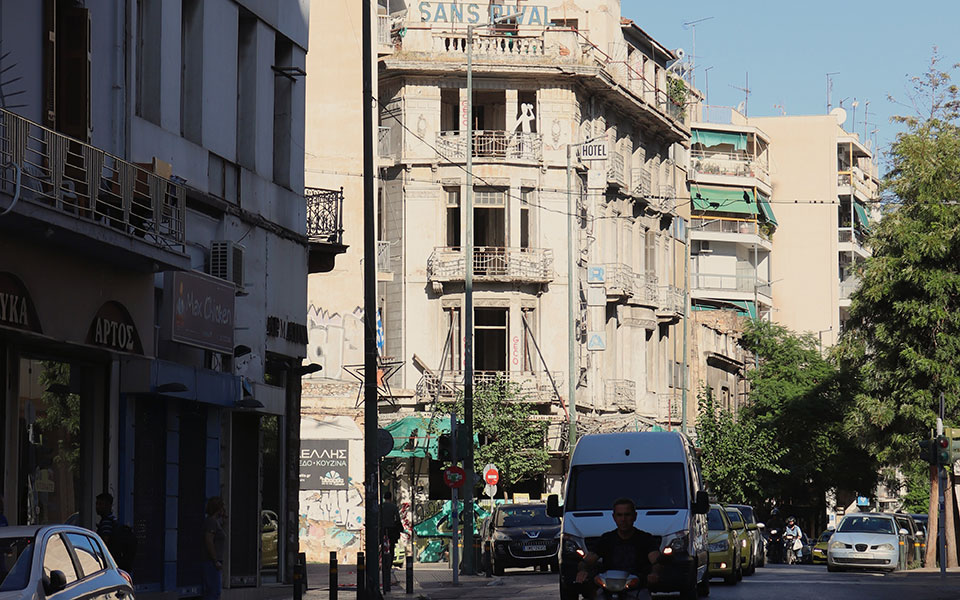 «Υπέροχα τα πρωινά, τρομακτικές οι νύχτες»-4