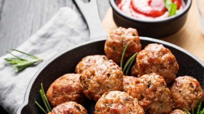 ροδίτικοι-κεφτέδες-562485448