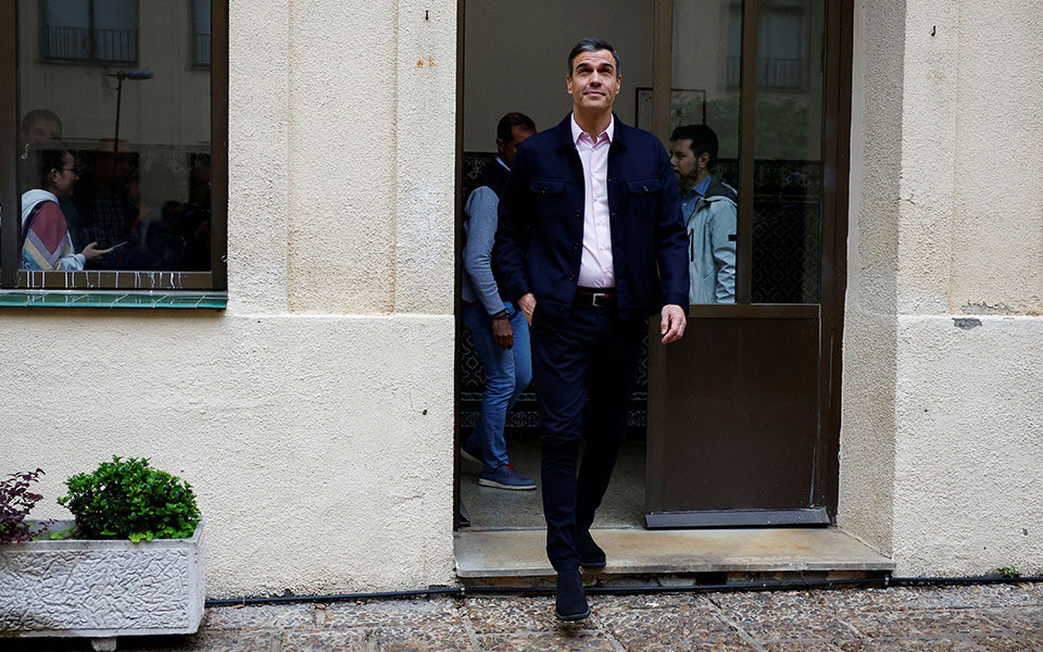 vox-τι-γυρεύει-η-ακροδεξιά-αλεπού-στο-κ-562453897