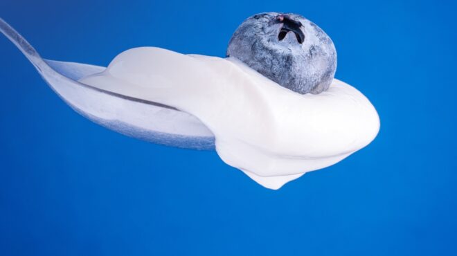 γιαούρτι-για-πρωινό-όλα-τα-οφέλη-που-έχ-562496935