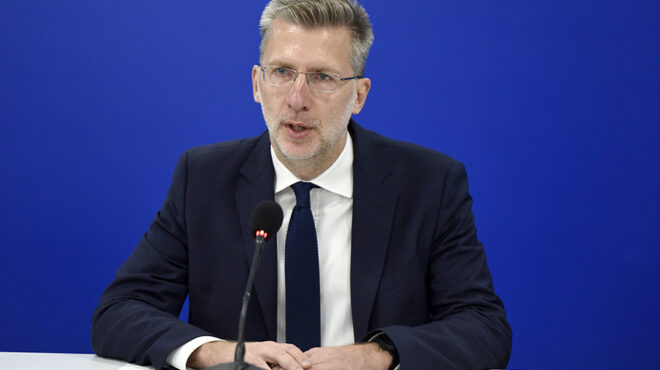 σκέρτσος-φερχάτ-και-ζεϊμπέκ-θα-αναφέρ-562478509