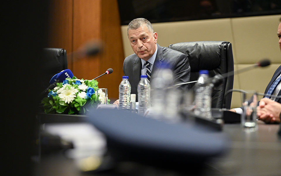 επικοινωνία-στεφανή-με-τον-νέο-υπουργ-562458217