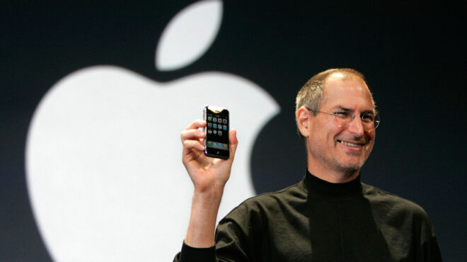 ο-steve-jobs-άλλαξε-τον-κόσμο-αλλά-γιατί-πέτα-562496152