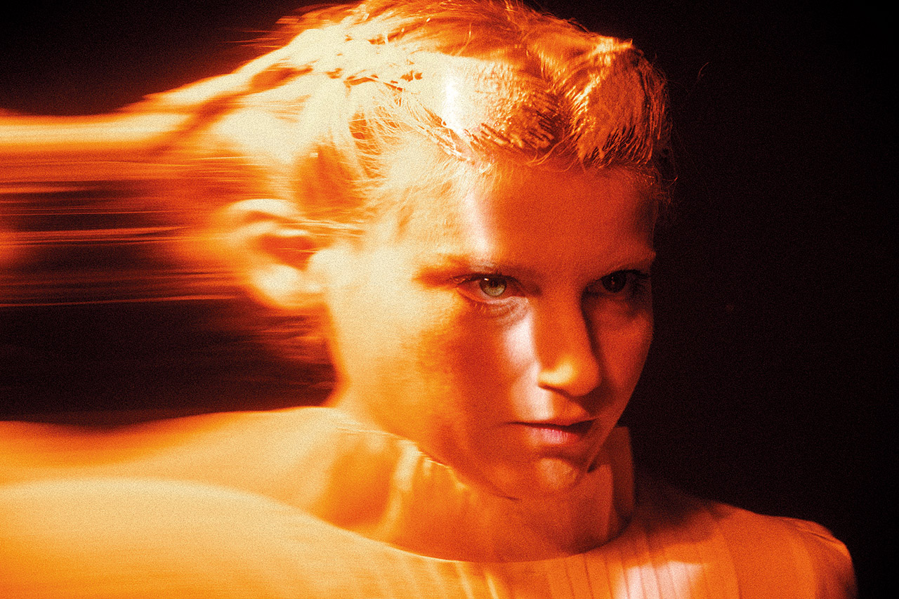 Έμιλυ Λουίζου: «Πολλές γυναίκες γίνονται μητέρες λόγω της κοινωνικής πίεσης, εγώ δεν θα το κάνω»-3