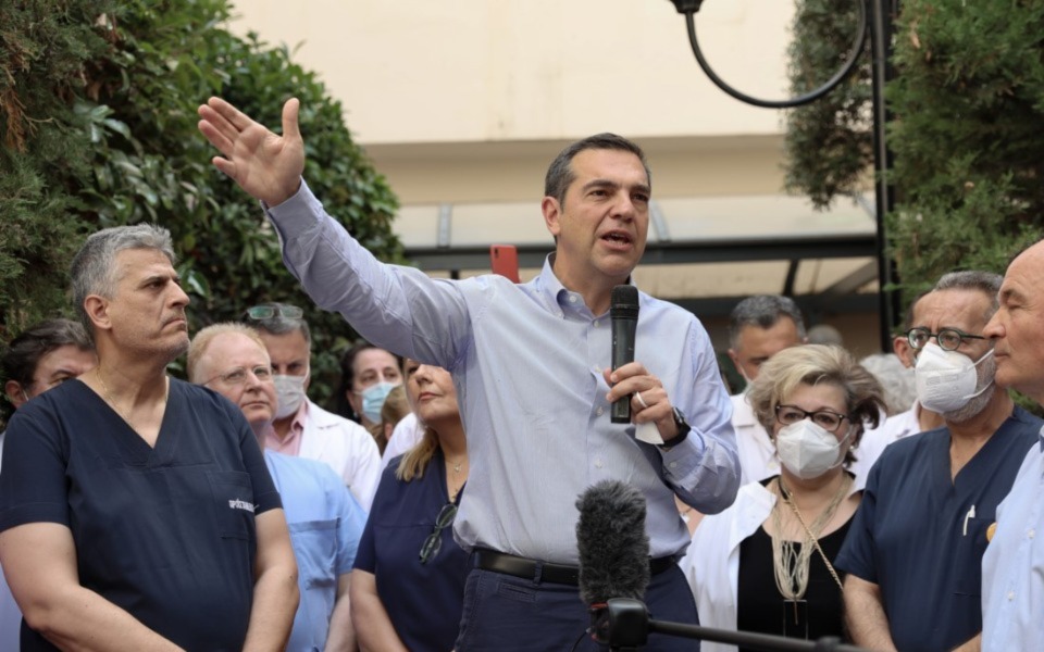 τσίπρας-βιώνουμε-μέρες-κατάρρευσης-τ-562459900