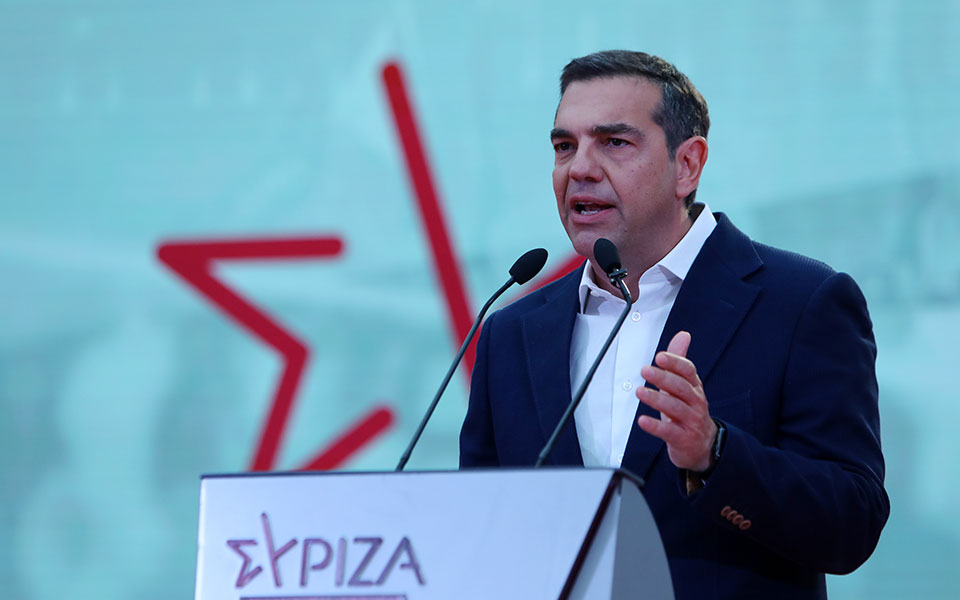τσίπρας-η-ελλάδα-δεν-βρίσκεται-πια-σε-π-562458592