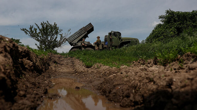 ρωσία-ουκρανικός-βομβαρδισμός-σε-χ-562467892