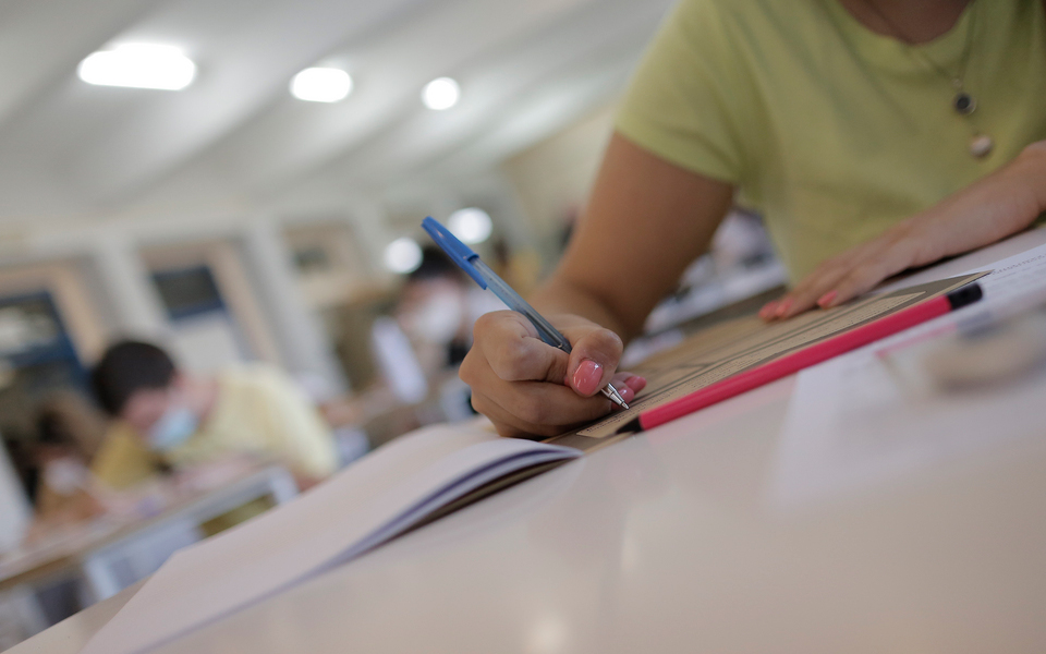 καρδιοχτύπια-στο-στρατηγείο-των-πανε-562450825