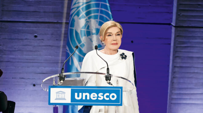 η-unesco-τίμησε-τη-μαριάννα-βαρδινογιάννη-γ-562488196