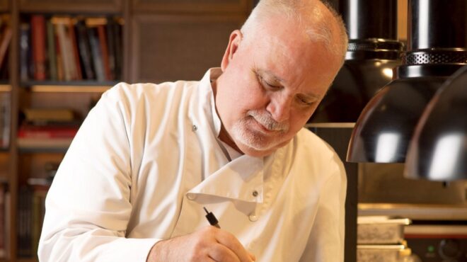 kuzina-ενα-βράδυ-με-τον-αρη-τσανακλίδη-μιλήσ-562514914