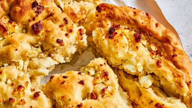 θρακιώτικο-τυρόψωμο-562512871