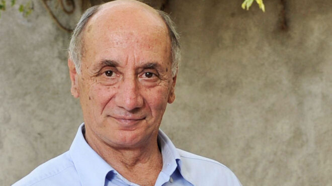 αποχαιρετισμός-στον-θανάση-παρπαρού-562515823