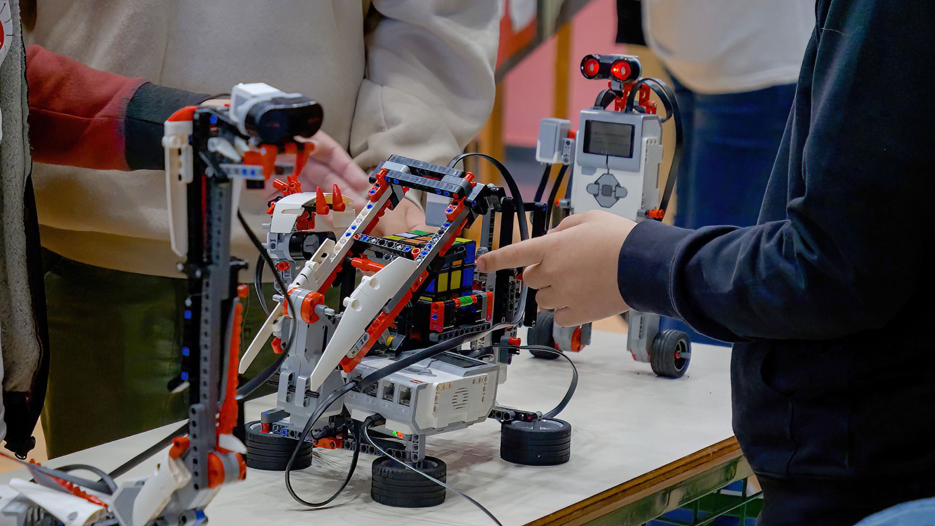 Ρόδος: Ενα σχολείο που… έρχεται από το μέλλον-2