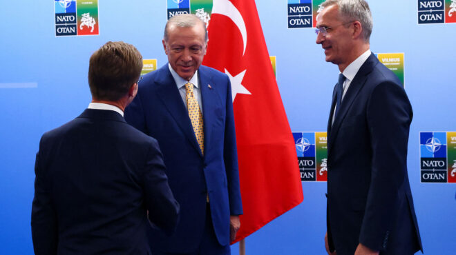 η-σύνοδος-του-νατο-και-οι-ελληνοτουρκι-562523845