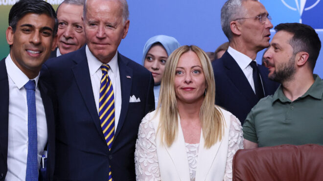 η-τζόρτζια-μελόνι-στον-λευκό-οίκο-στις-2-562517506