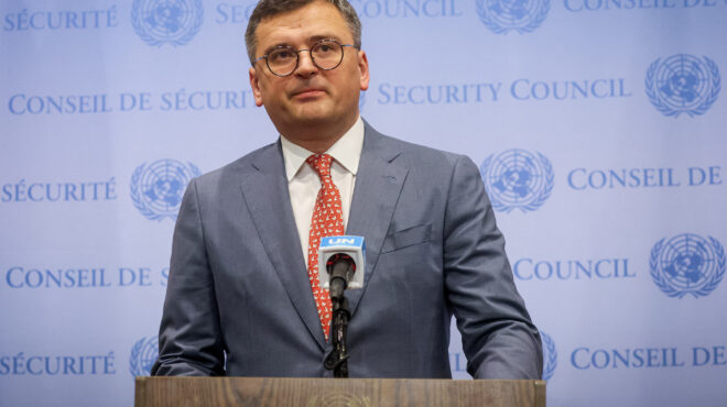 πρώτη-επίσκεψη-ουκρανού-υπεξ-στο-πακι-562529020