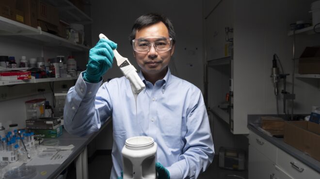 λευκή-μπογιά-διώχνει-τη-θερμότητα-στο-562518055