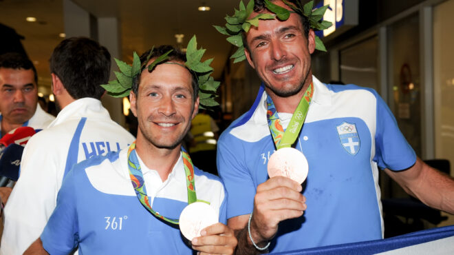 ιστιοπλοΐα-ολυμπιακή-ρότα-με-εκκίνησ-562502506