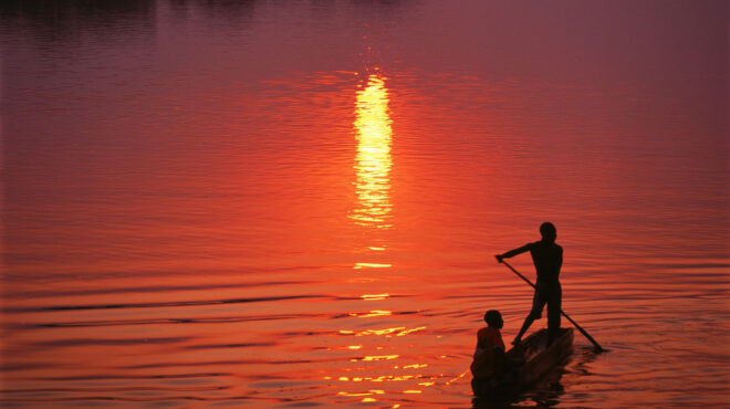 νέα-μετάφραση-για-την-kαρδιά-του-σκότο-562545883