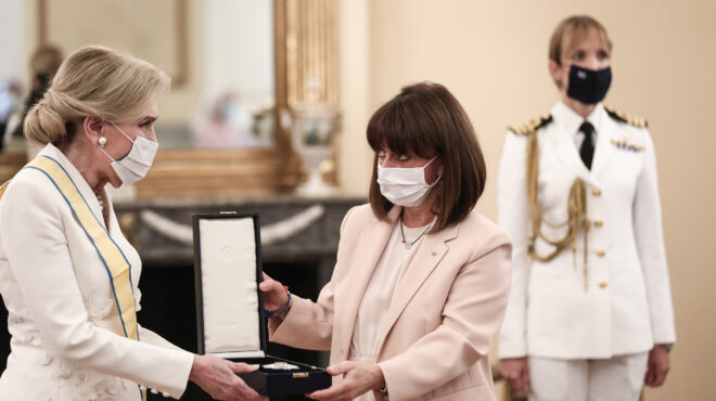 σακελλαροπούλου-για-μαριάννα-βαρδιν-562536511