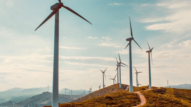 εύσημα-για-την-ελληνική-οικονομία-από-562544350