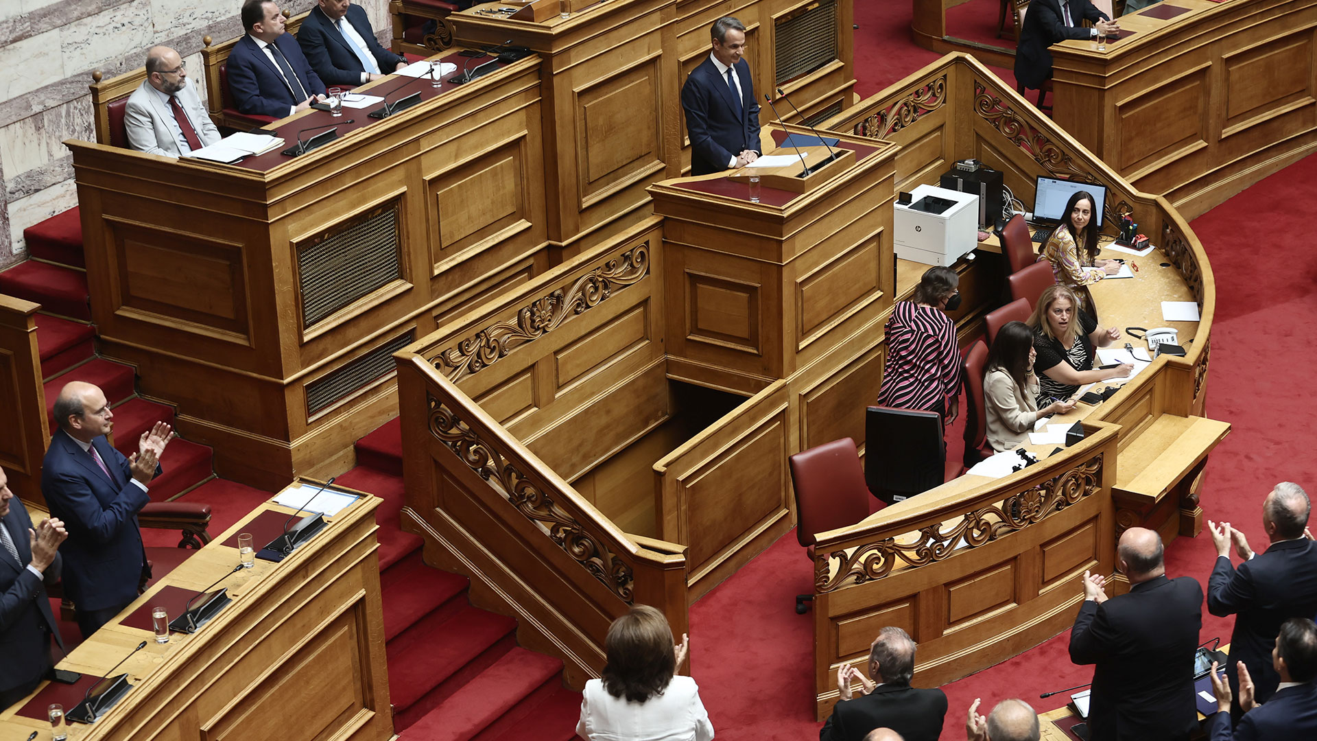 Μητσοτάκης: Αυξήσεις στους μισθούς, αναμόρφωση του ΕΣΥ, αλλαγές στην τριτοβάθμια εκπαίδευση-1