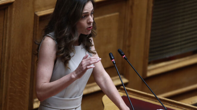 το-χειρουργικό-στυλ-της-αριστερής-αρι-562510024