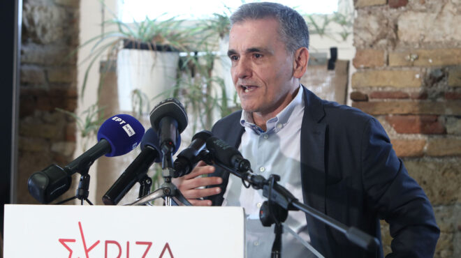 συριζα-ενστάσεις-τσακαλώτου-για-τους-562531912