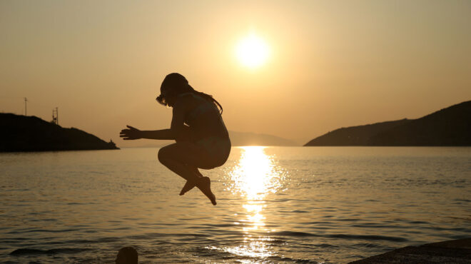 καύσωνας-κλειστός-το-μεσημέρι-ο-αρχαι-562523770