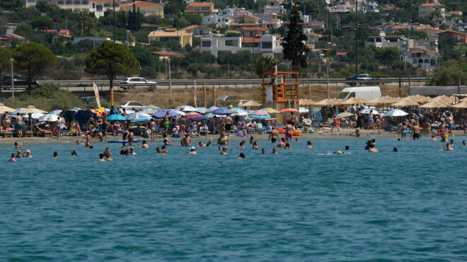 ναι-στο-κολύμπι-με-απλά-μέτρα-προφύλαξ-562537462