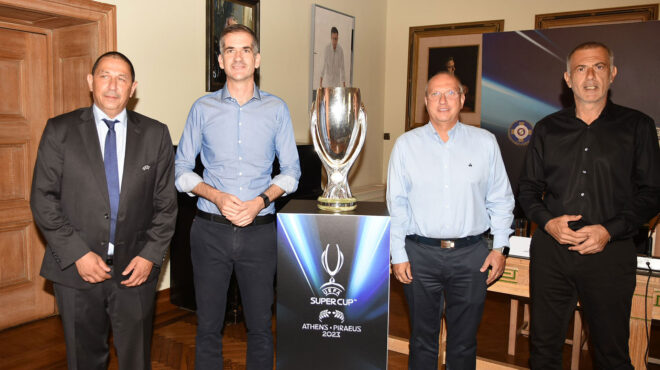 επίσημα-σέντρα-στον-τελικό-του-super-cup-562527073