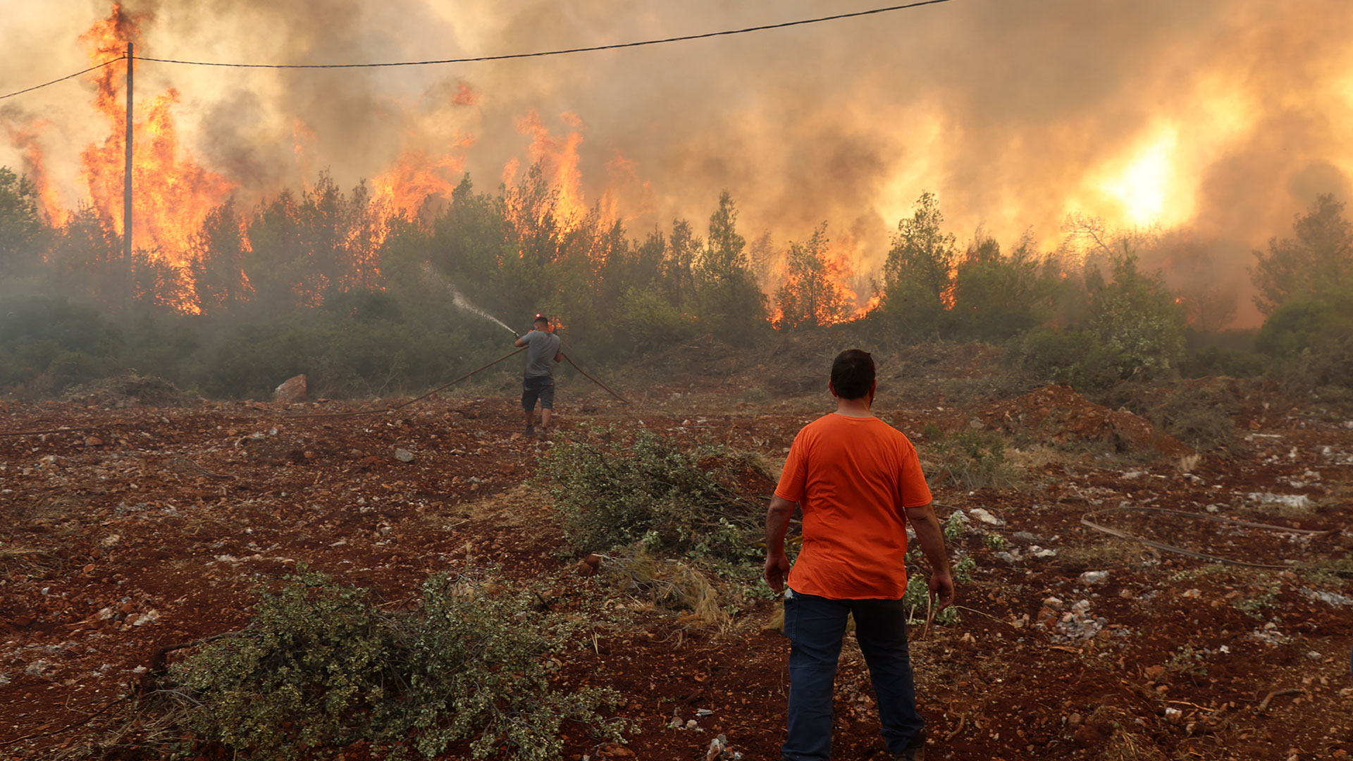 Μάχη με την πύρινη λαίλαπα για τέταρτη ημέρα-1