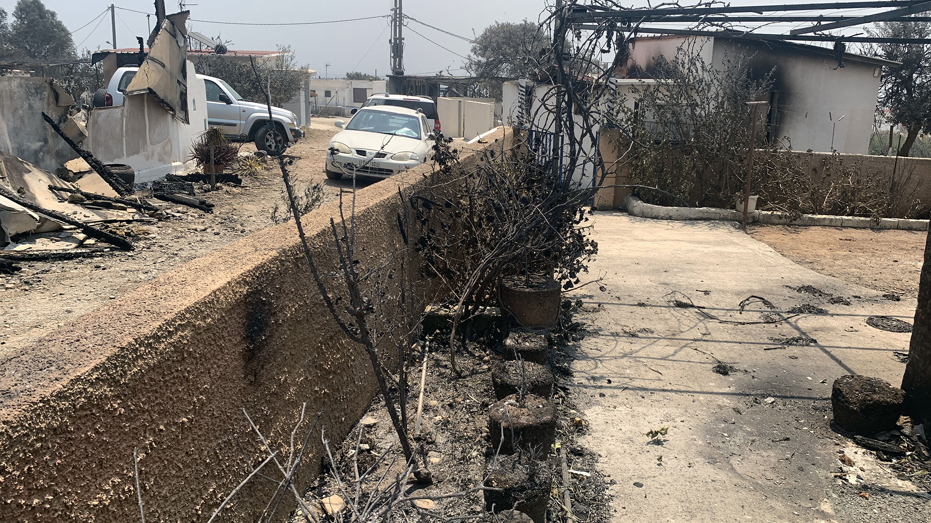 Ολονύχτια μάχη σε Ρόδο, Κάρυστο και Κέρκυρα-1